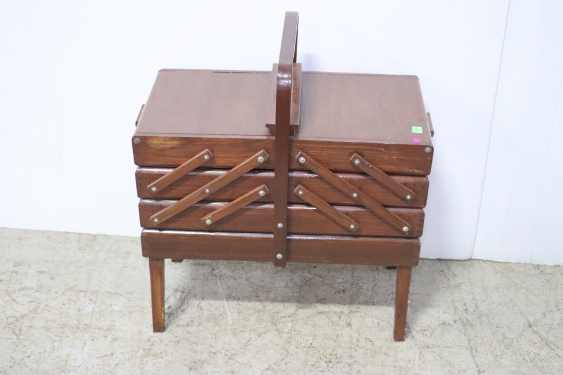 Accordion Sewing Box