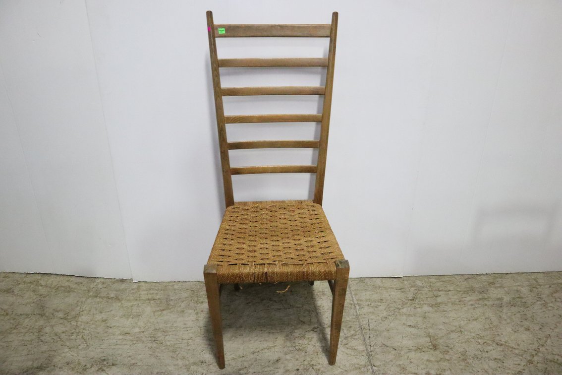 Straight Back Chair