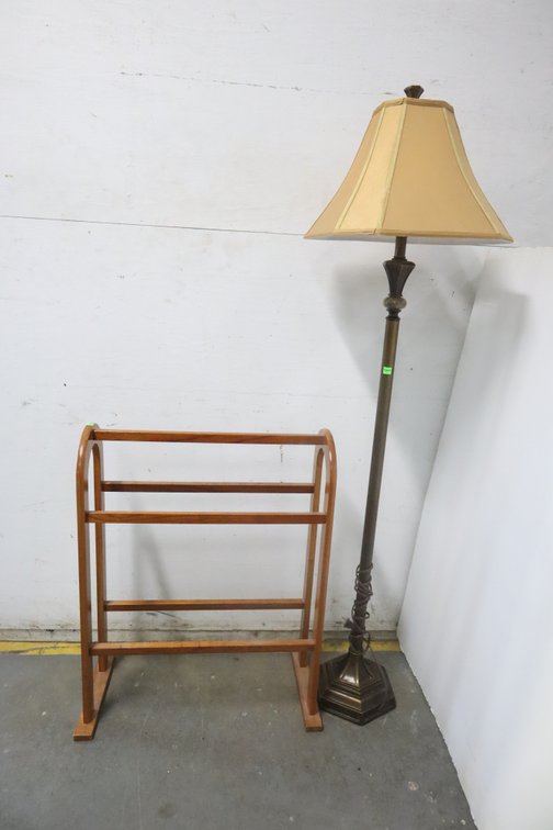 Quilt Rack and Floor Lamp