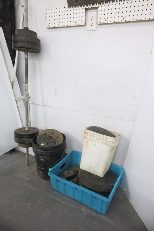 Group of Weights and Weight Bar
