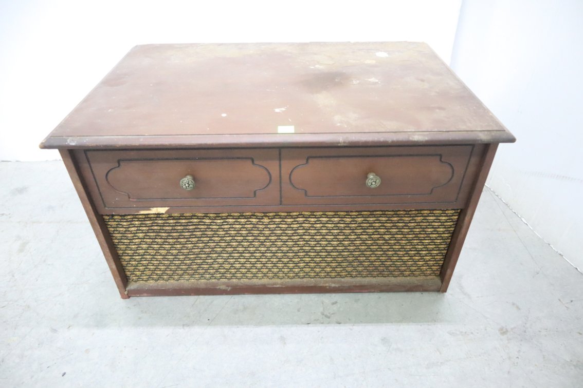 Solid State Vintage Turntable Stereo