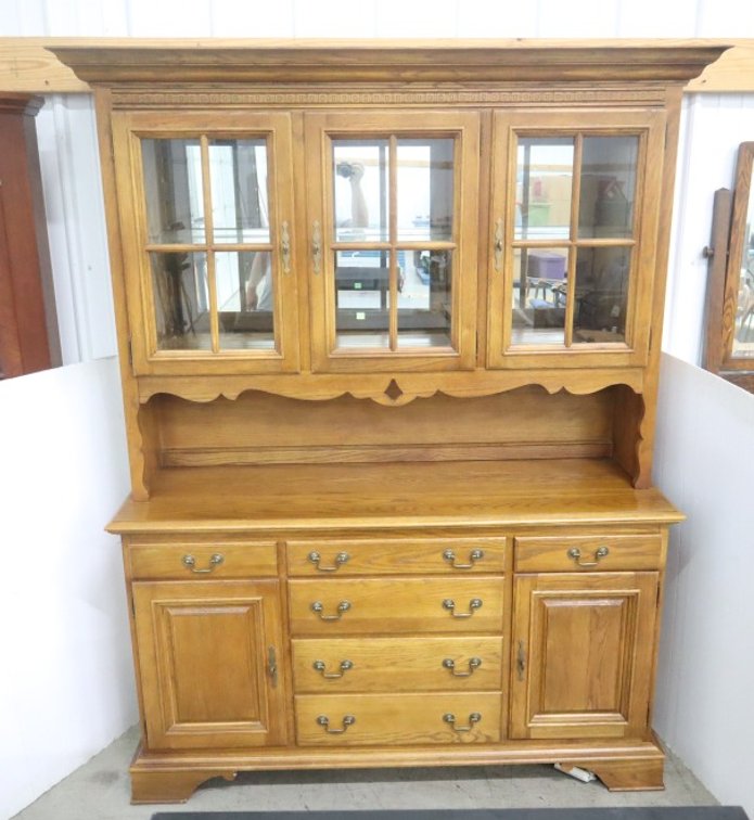 Oak 2 Piece China Cabinet