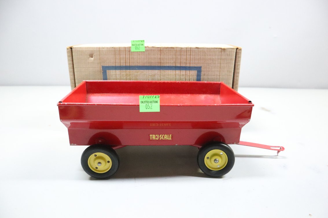 Tru-Scale Metal Wagon