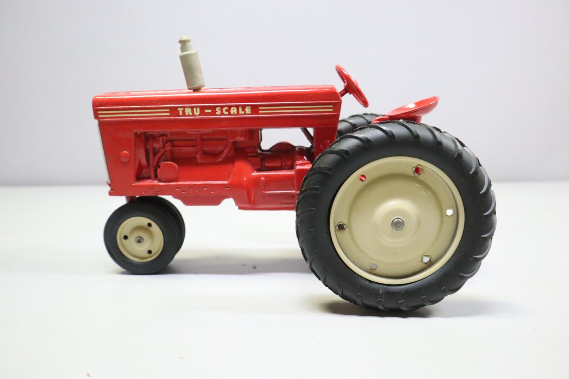 Tru-Scale Tractor