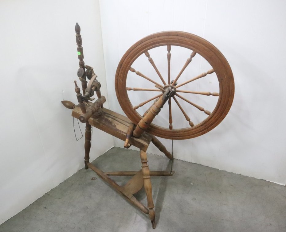 Antique Spinning Wheel