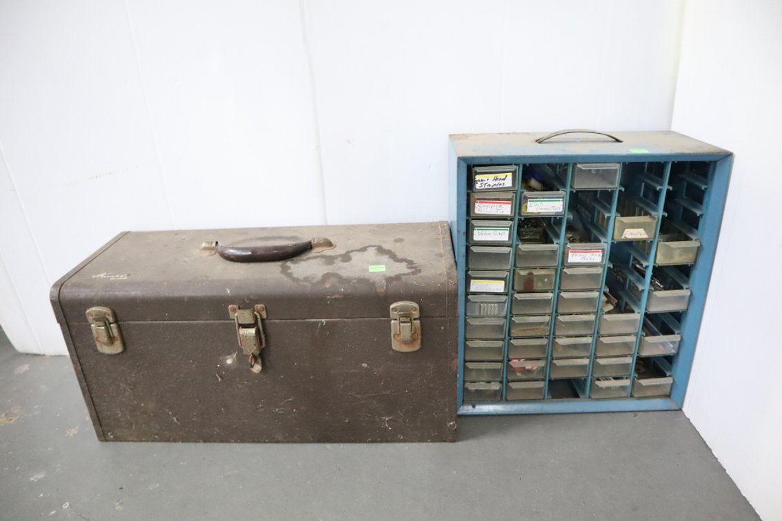 Kennedy Metal Tool Box and Organizing Ben