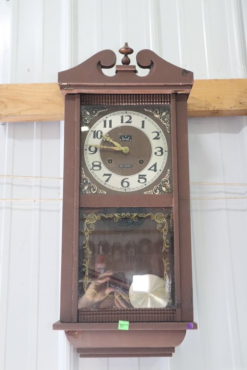 Star 31 Day Clock
