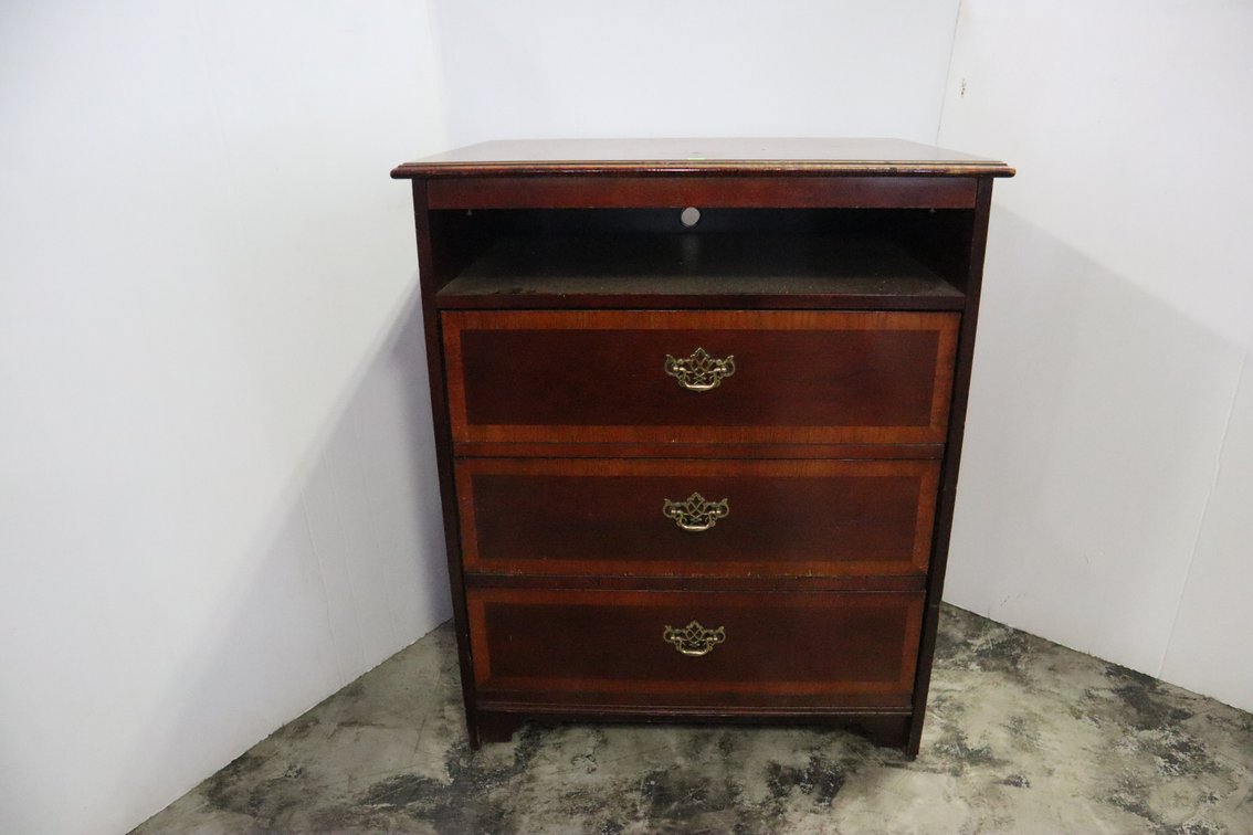Entertainment Stand/Chest