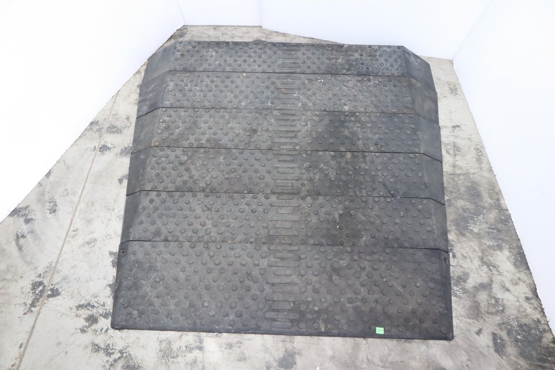 Thick Rubber Mat/Ramp