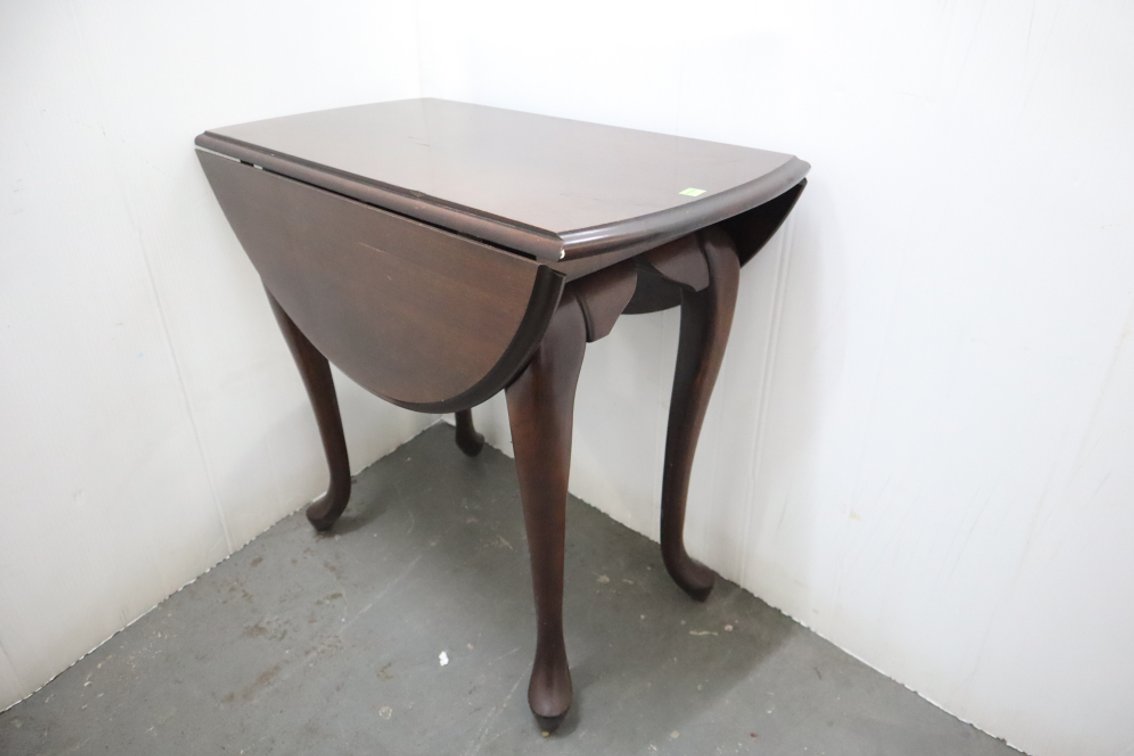 Drop Leaf End Table