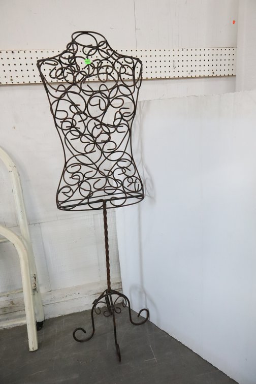 Wire Mannequin