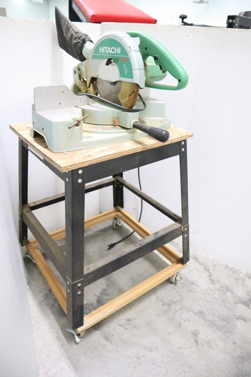 Hitachi 10" Compound Miter Saw With Stand