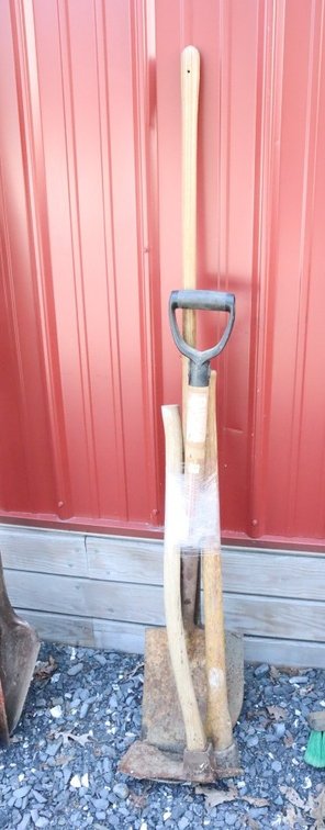 Shovels and Hand Tools