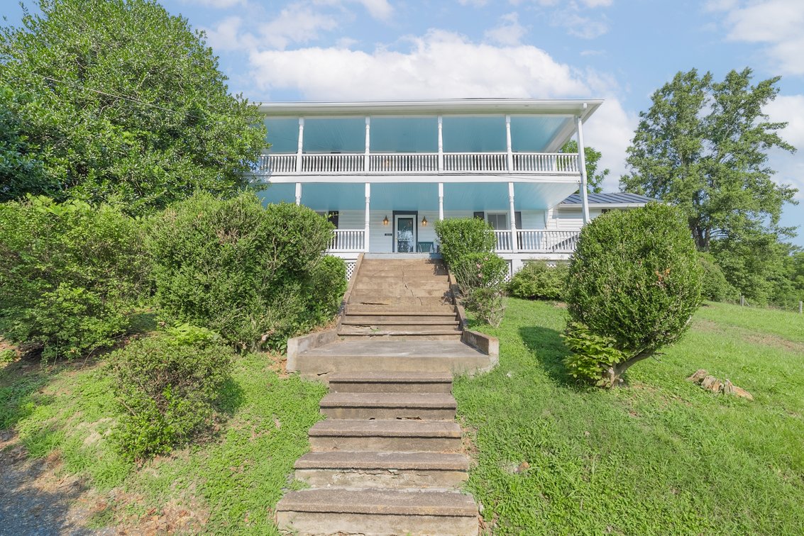 Image for Roseland, VA Homestead