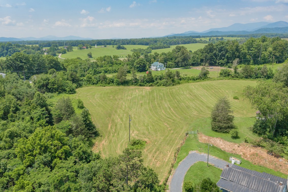 Image for Roseland, VA Homestead