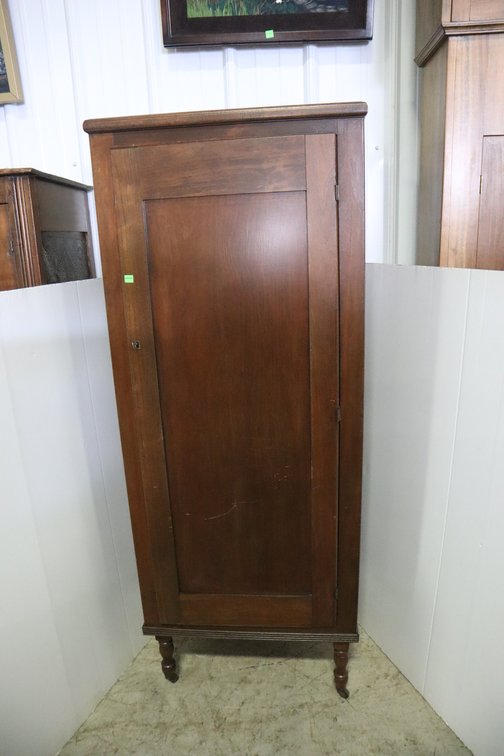 Wardrobe Cabinet