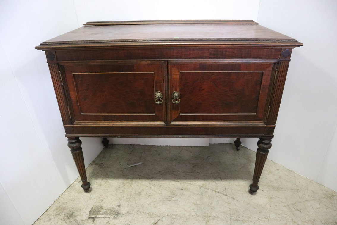 Buffet Cabinet