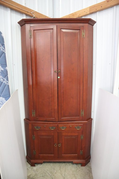 Corner Cabinet