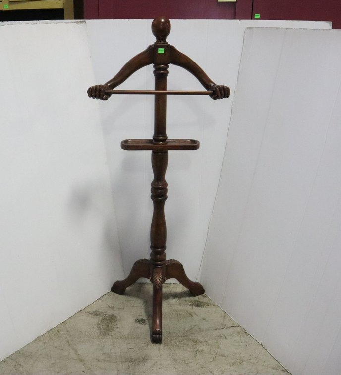 Butler Stand