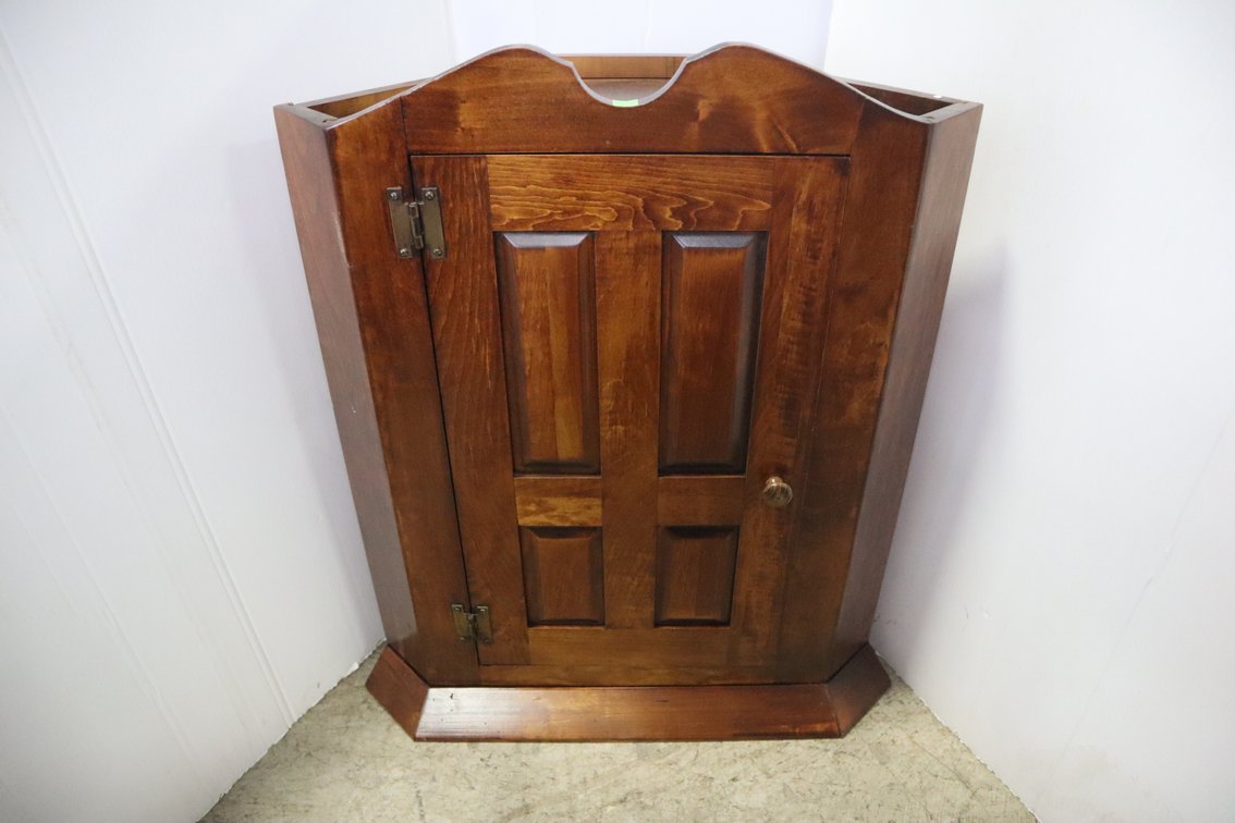 Hanging Corner Cabinet