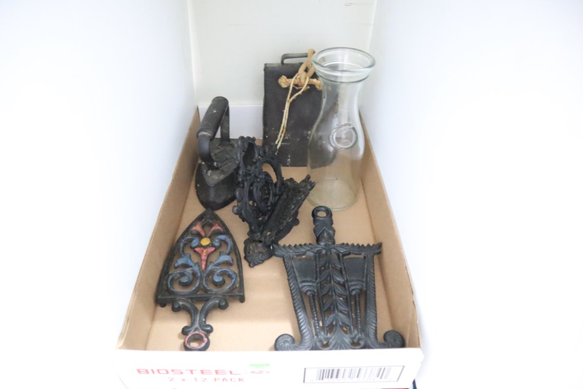Antique Iron, Cowbell, Trivets, 1 Virginia Metalcrafters Trivet