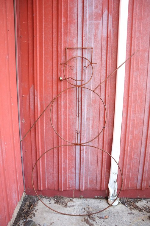 Metal Snowman Silhouette