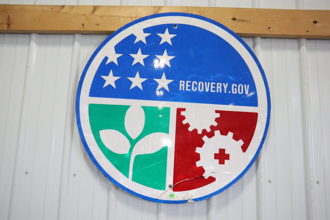 Recovery.Gov Metal Sign