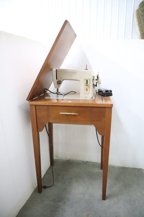 Singer Electric Sewing Machine