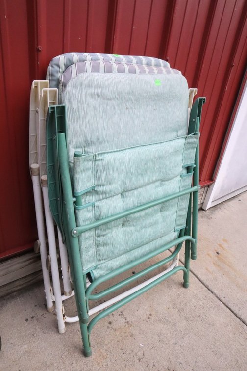 3 Folding Patio Chairs