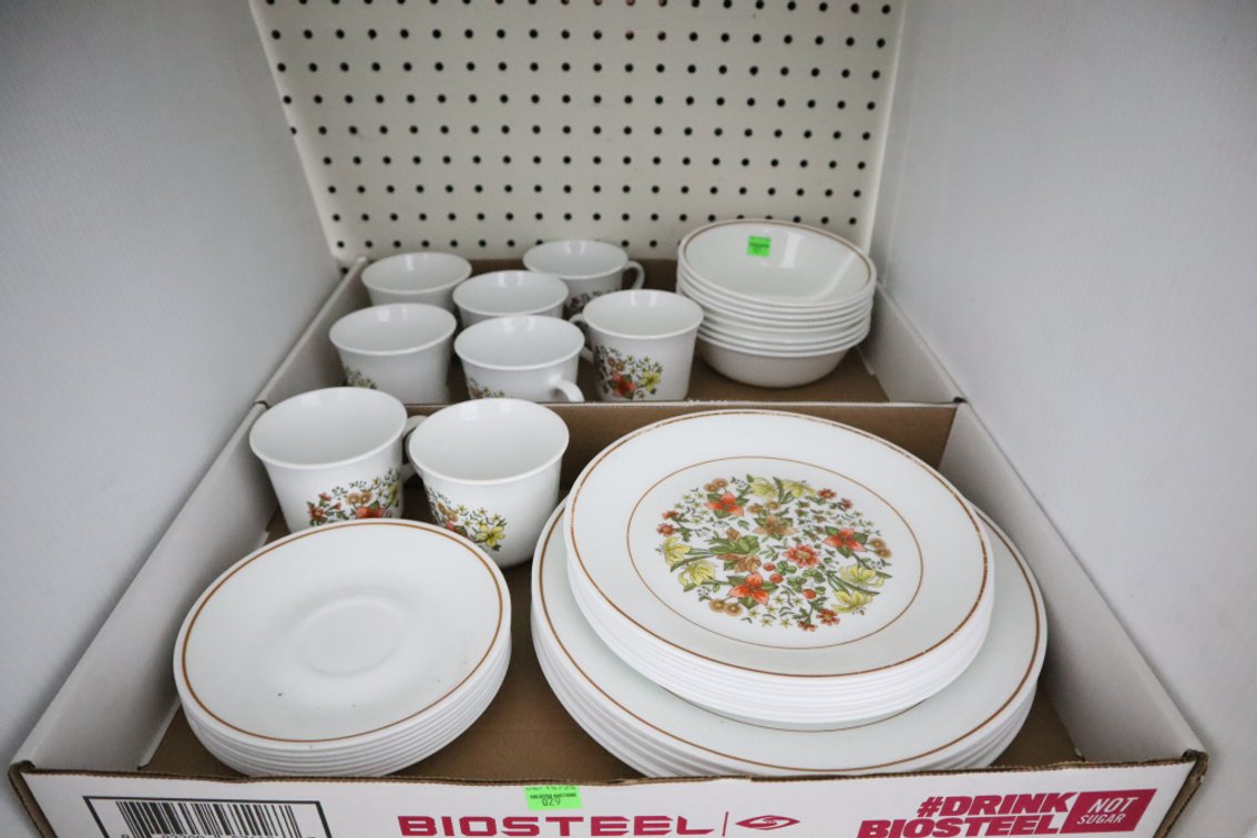 Vintage Corelle Dishes