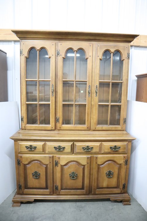 Keller 2-Piece China Hutch