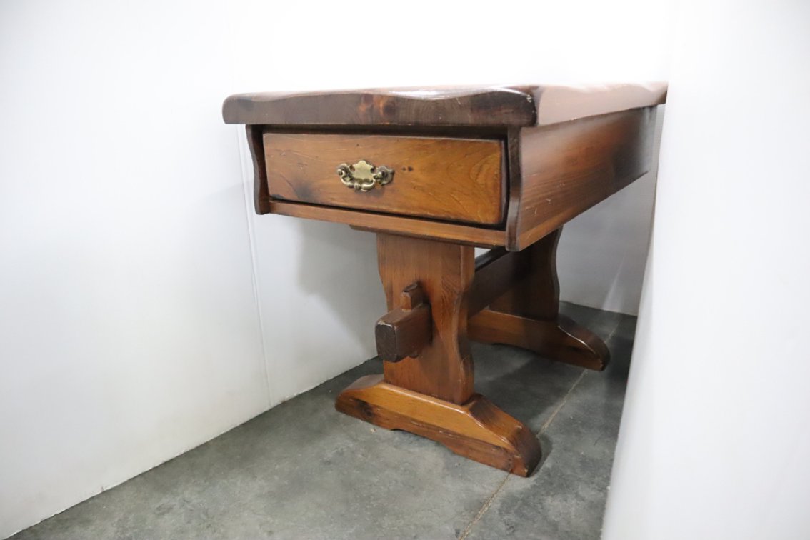 Pine End Table With Drawer