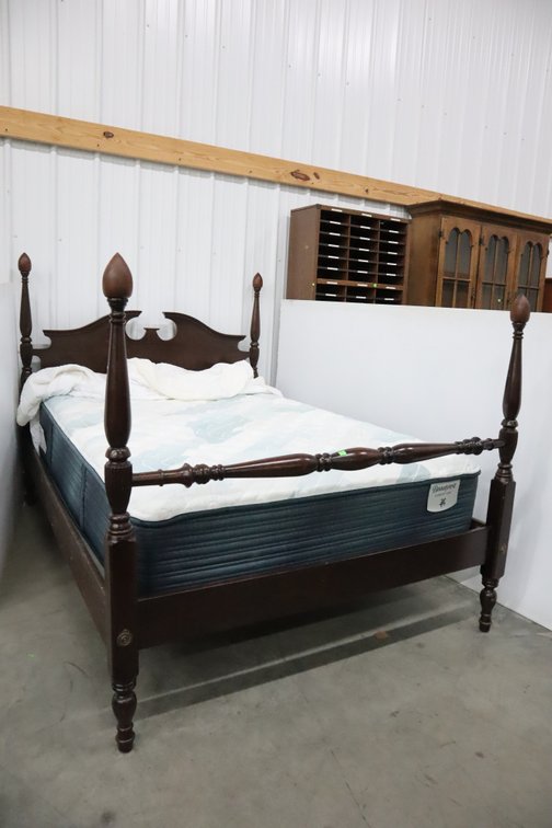 Full Size Bed