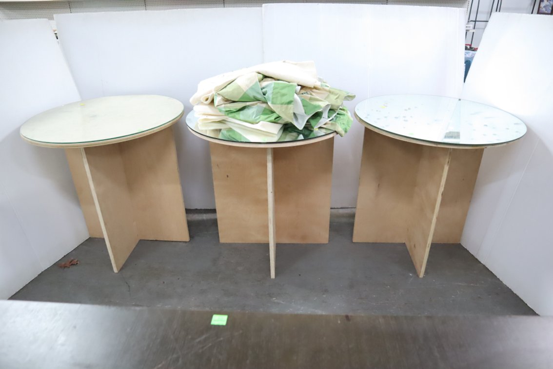 3 Small Round Tables With Table Covers