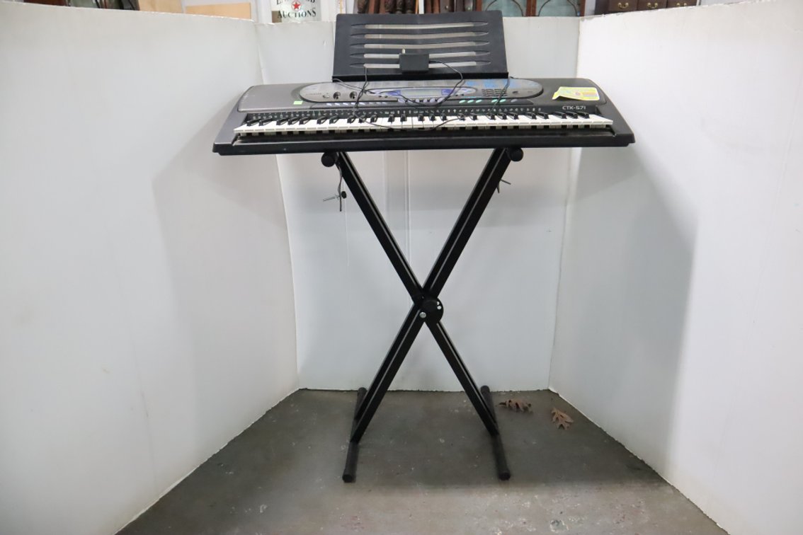 Casio Keyboard With Stand
