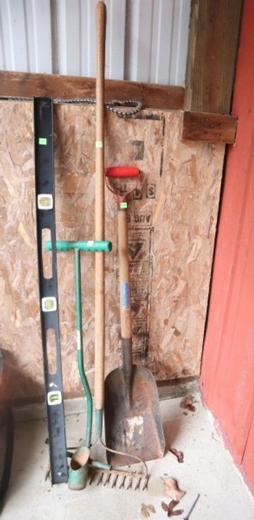 Group of Garden Tools, 4 Ft Level