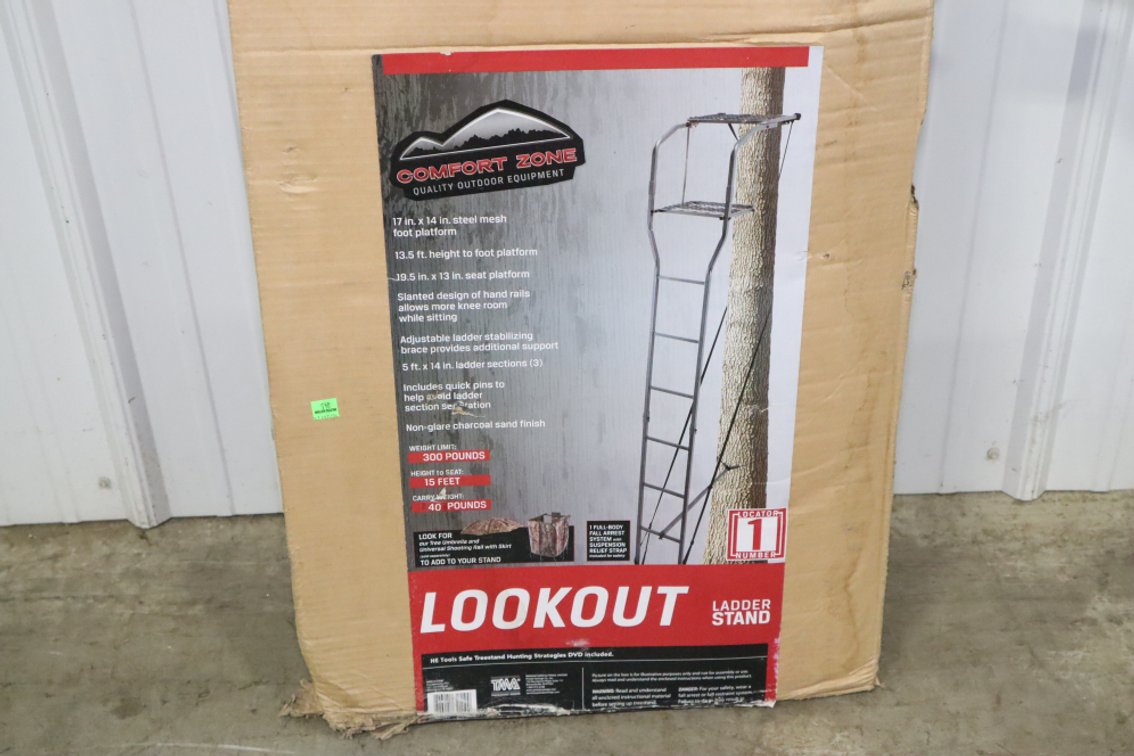 Lookout Ladder Stand