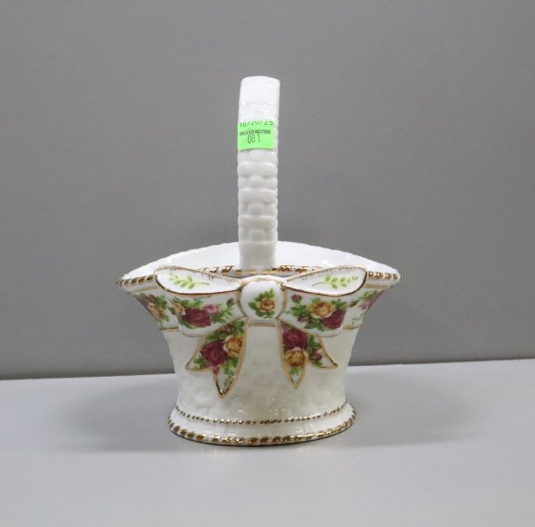 Porcelain Hand Basket