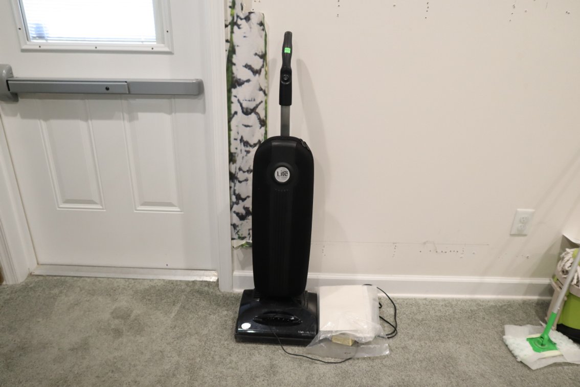 Cordless Vacuum