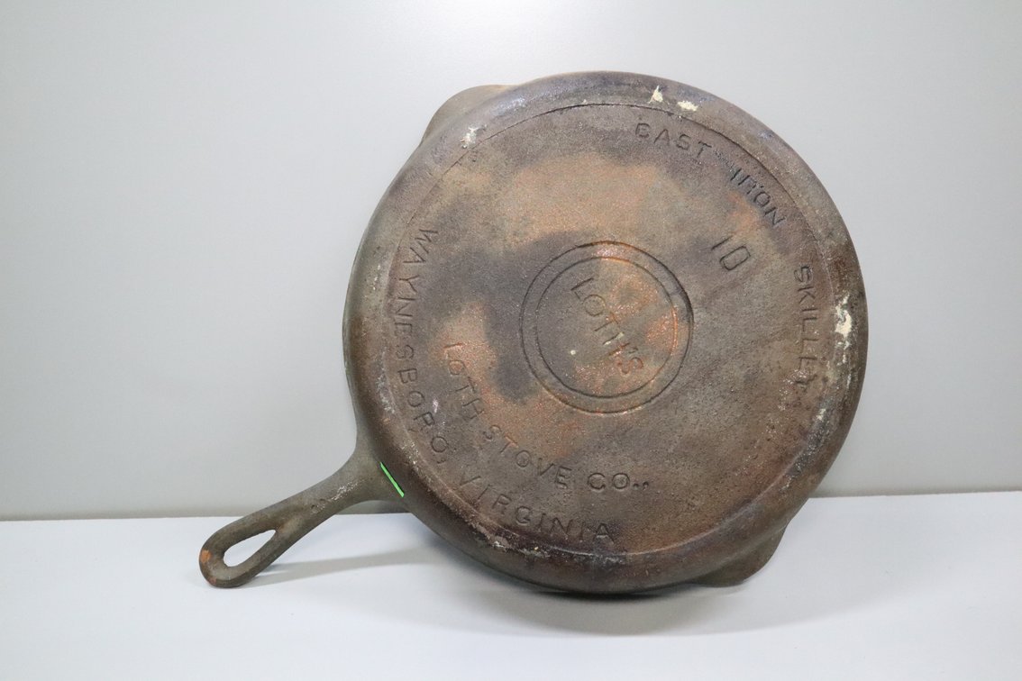 Loth's Cast Iron Skillet