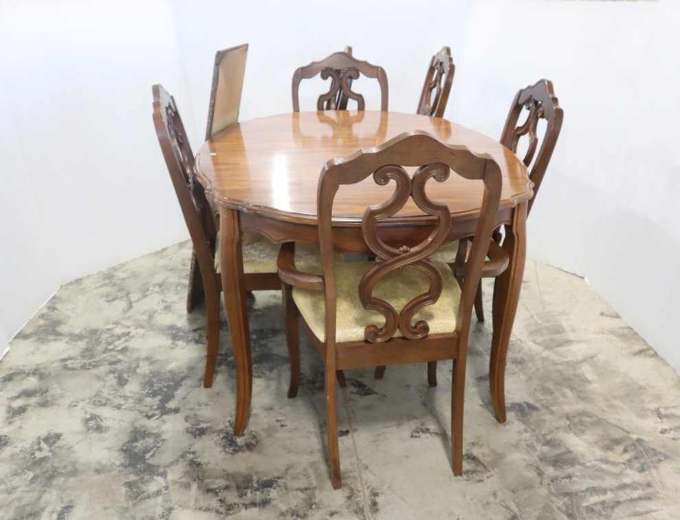 Dining Table Set
