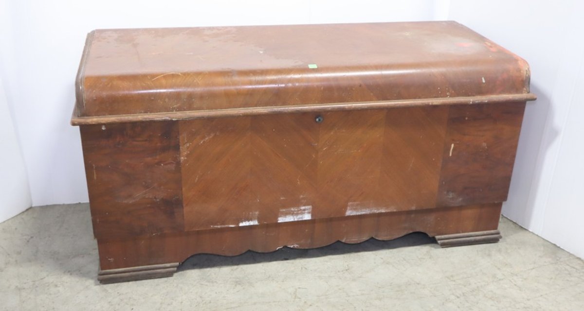 Lane Cedar Chest