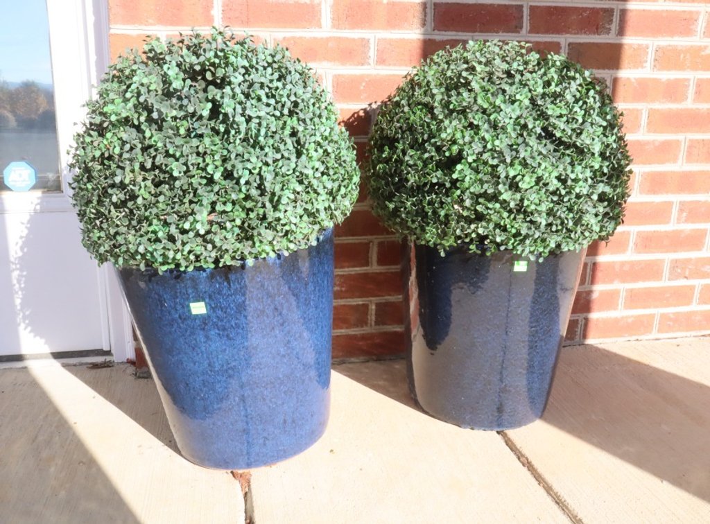 Faux Boxwood Plants
