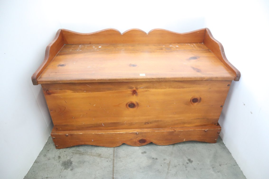 Pine Toy Chest