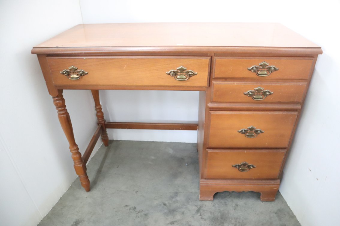 Bassett Furniture Desk