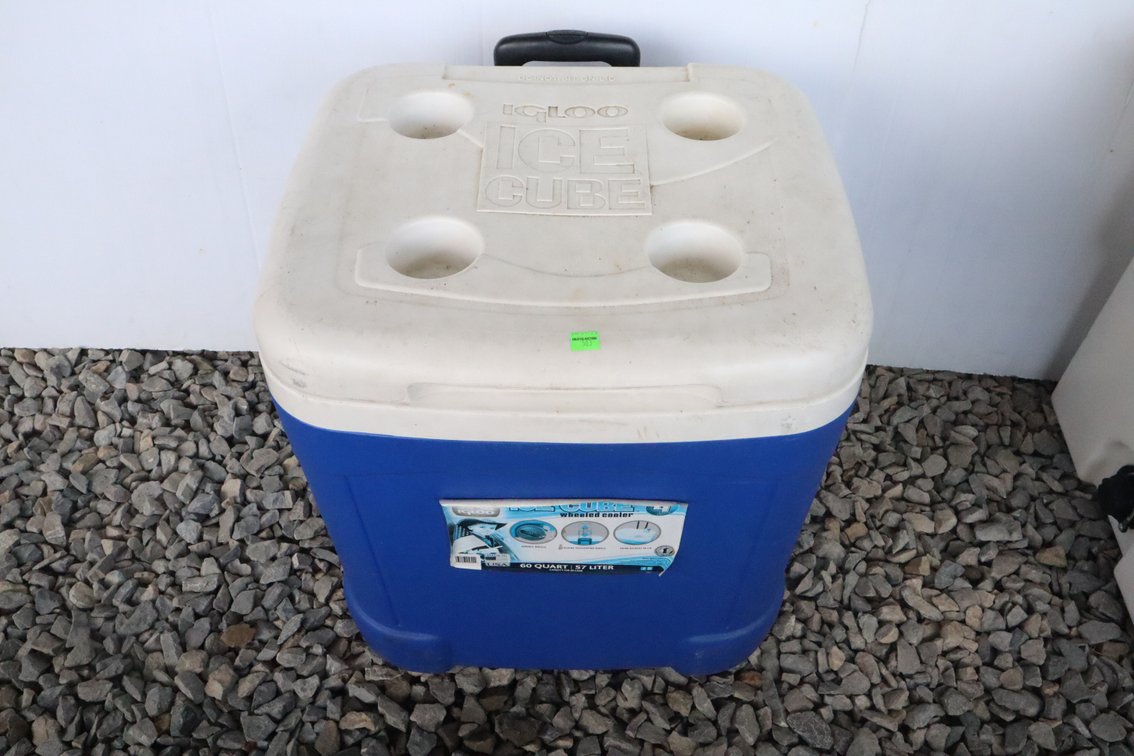 Igloo Cooler