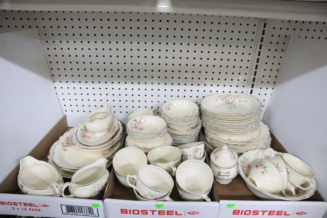 Homer Laughlin Dishes