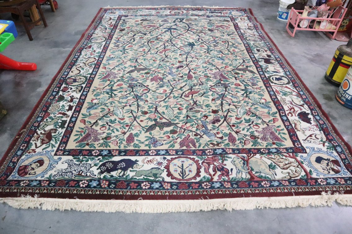 Rug