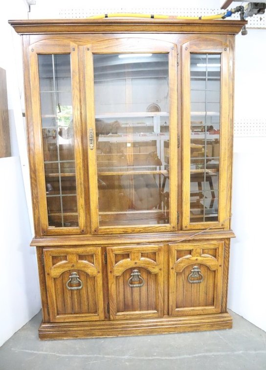 China Cabinet, One Piece