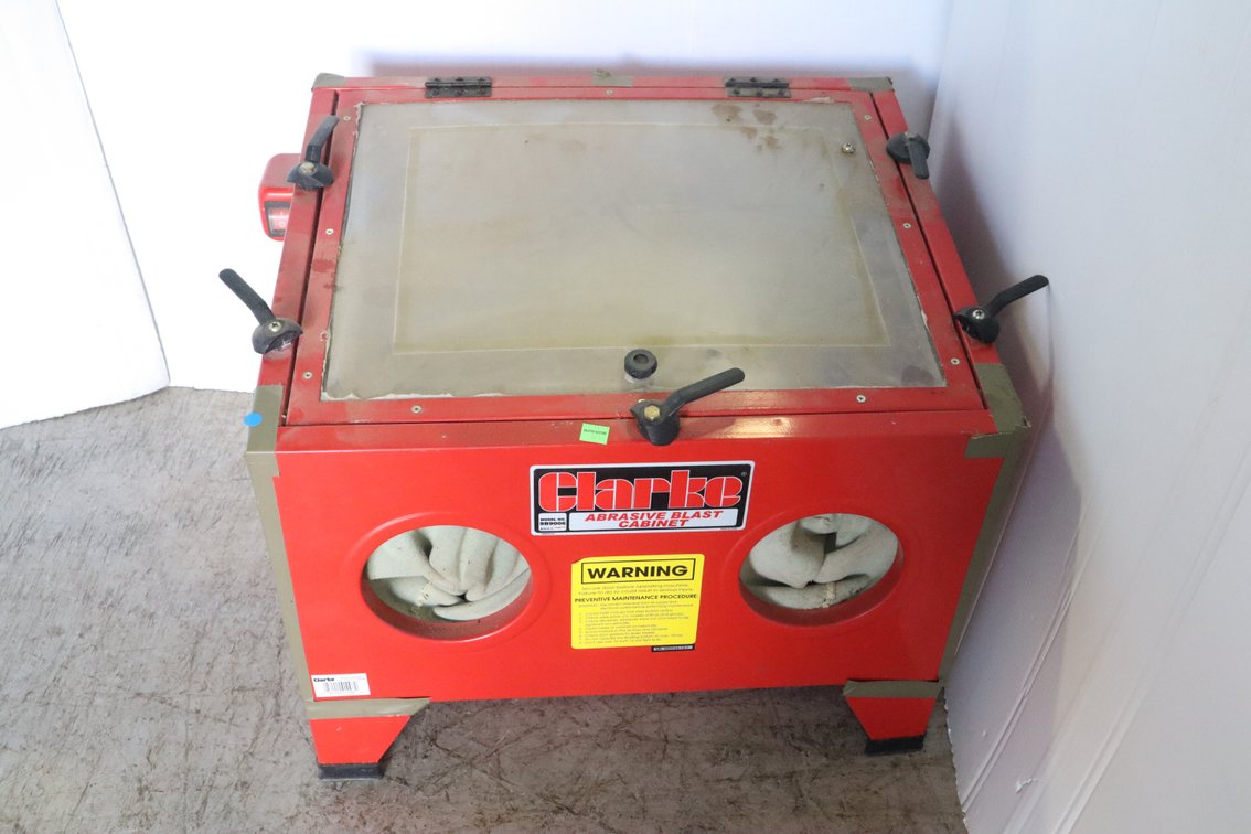 Abrasive Blast Cabinet